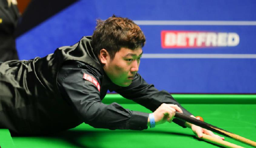 颜丙涛|10-6!颜丙涛进世锦赛16强,打脸英国媒体,成中国斯诺克第一人