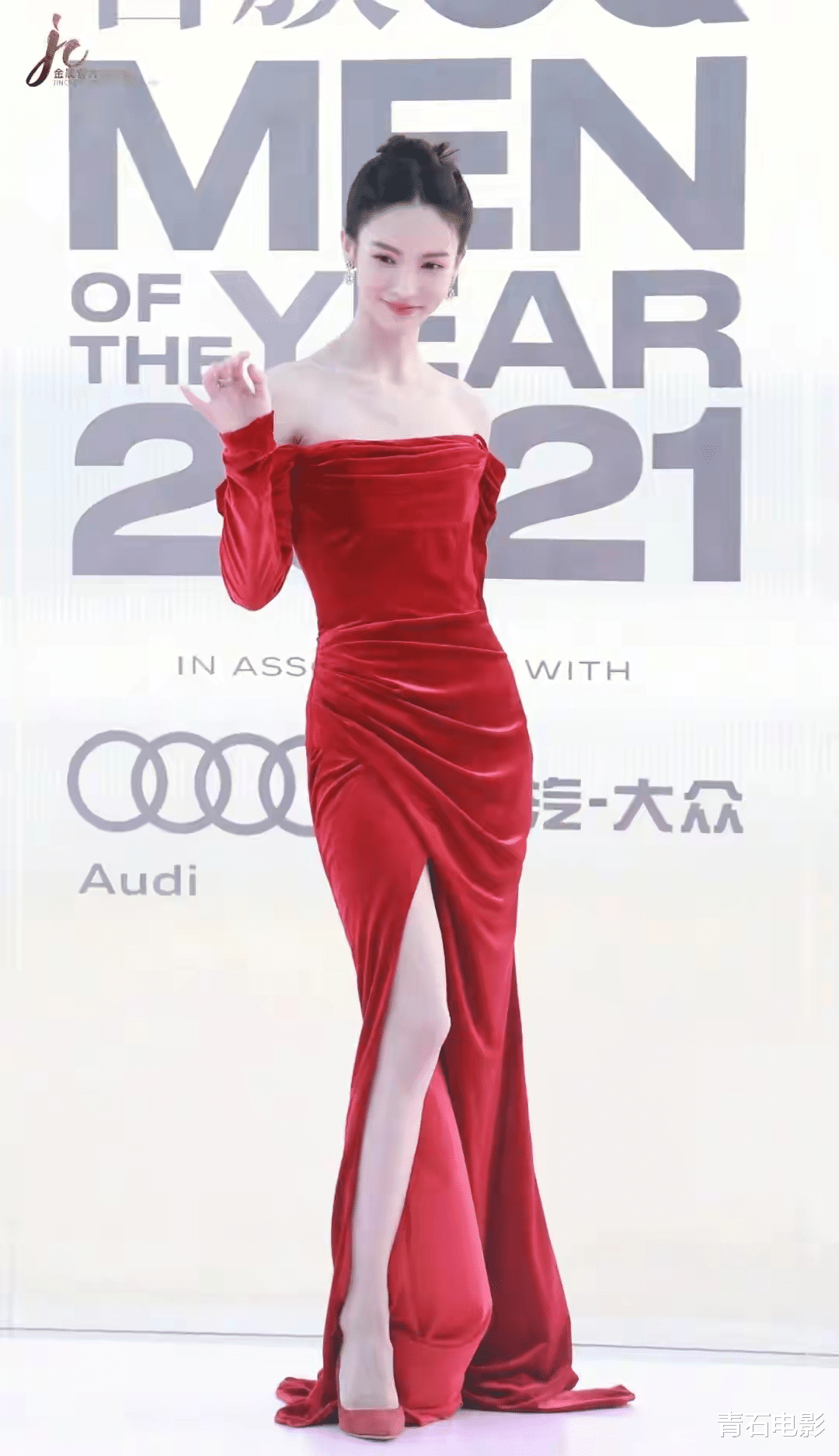 毛晓彤|2021红毯吸睛的12位女星，一个比一个性感，毛晓彤堪称纯欲天花板