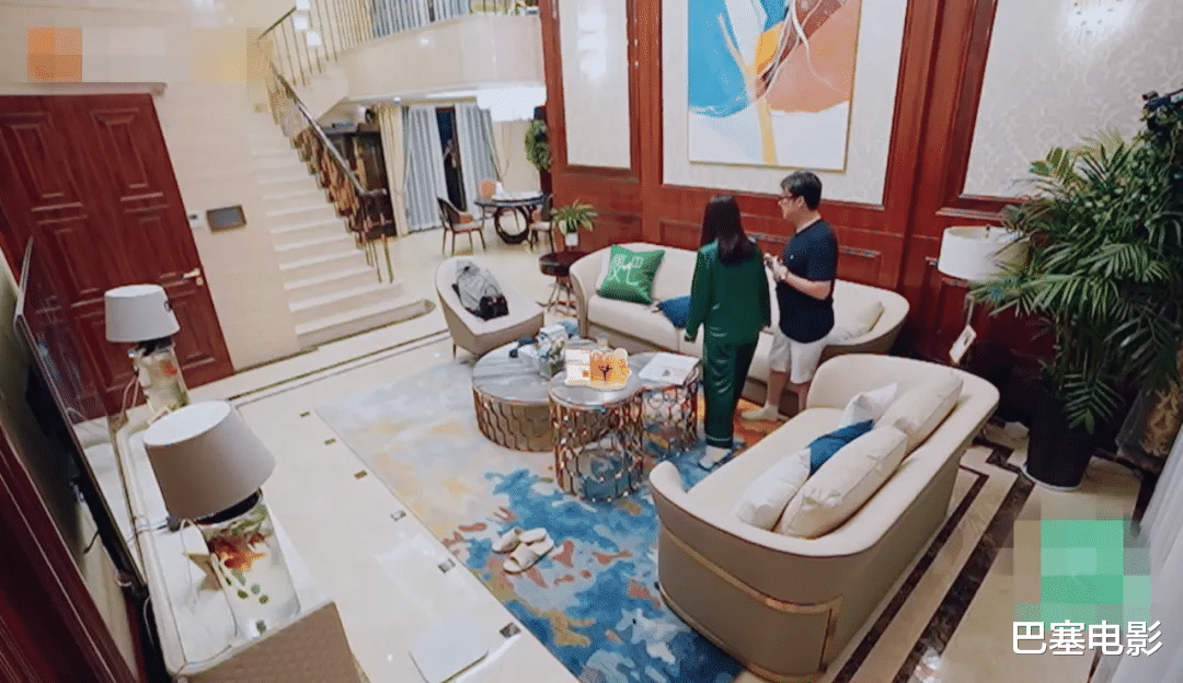 李湘|王岳伦阴阳怪气开火，可李湘的资产比她本人还“彪悍”，啥也不怕