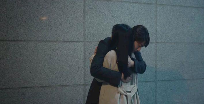 林秀晶|全员反水真相在望：林秀晶的《忧郁症》第13集，玻璃渣里有点糖