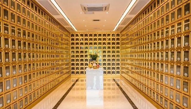 钻石 从科学角度来说，骨灰是什么？多年后又会变成什么？