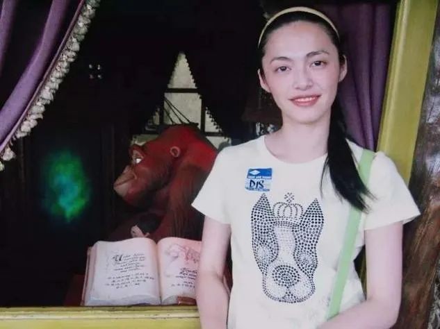 姚晨|姚晨:再婚嫁普通丈夫,私藏的存折牵出泪水,今儿女双全很幸福