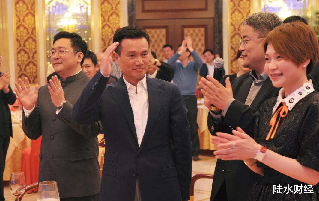 钢材市场 能源巨头“倒下”,负债1878亿,名下246套房产,至今无人接手