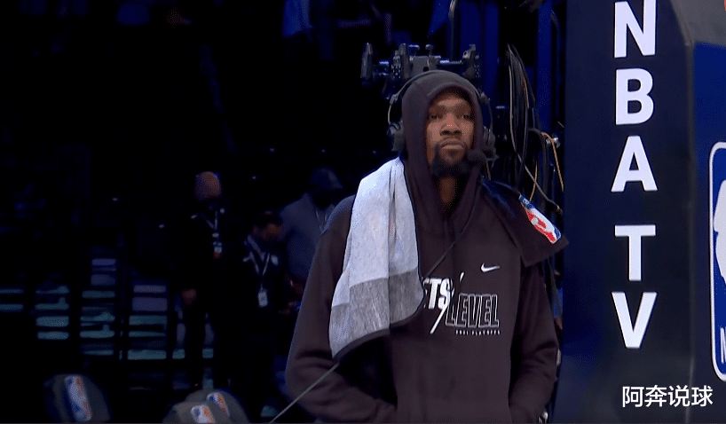 籃網隊|首發20分鐘怒砍1分！籃網贏球全隊都在慶祝，只有他開心不起來