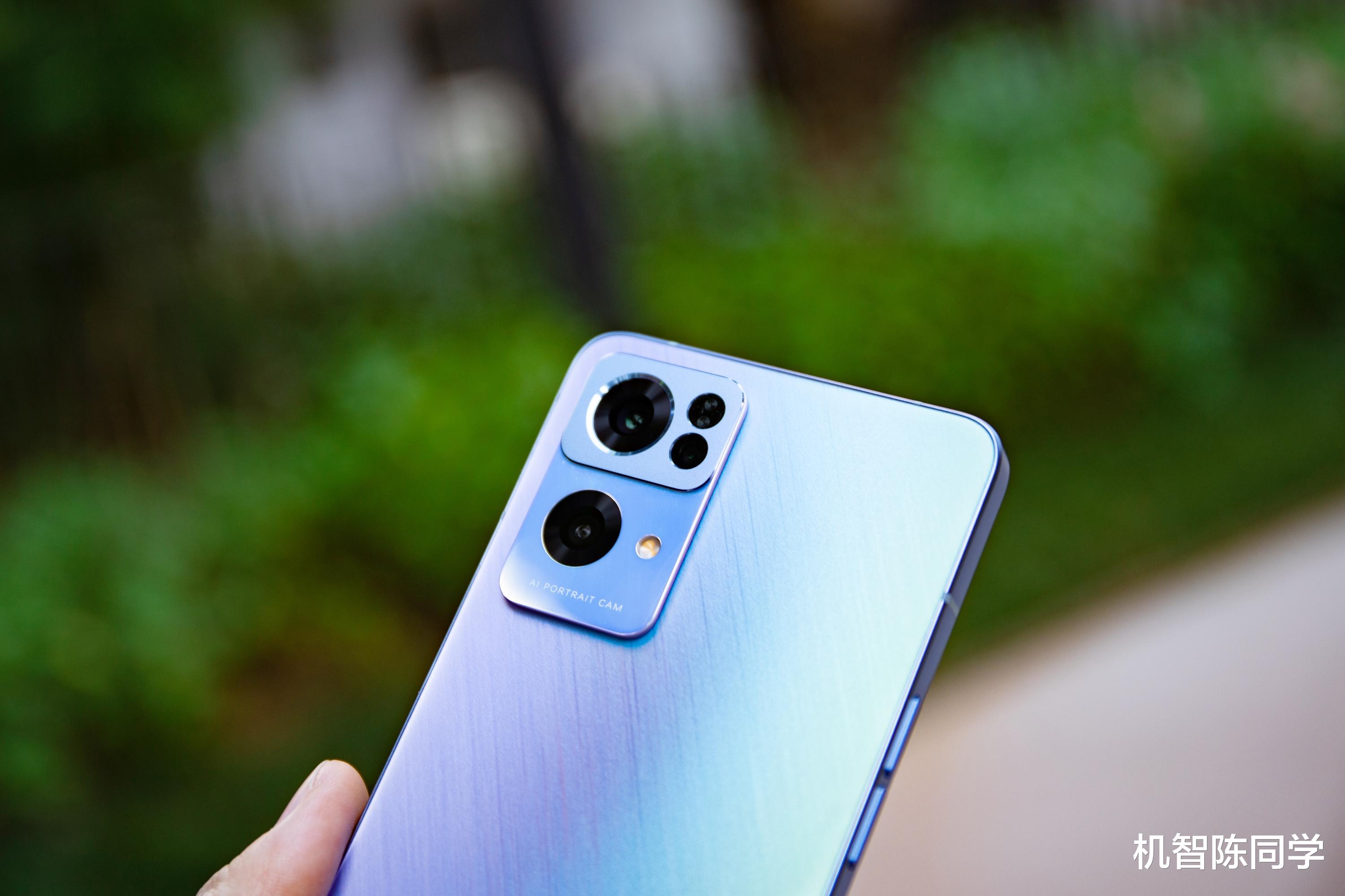 oppo reno|IMX709、高颜值设计太诱人？入手Reno7系列前先看风评