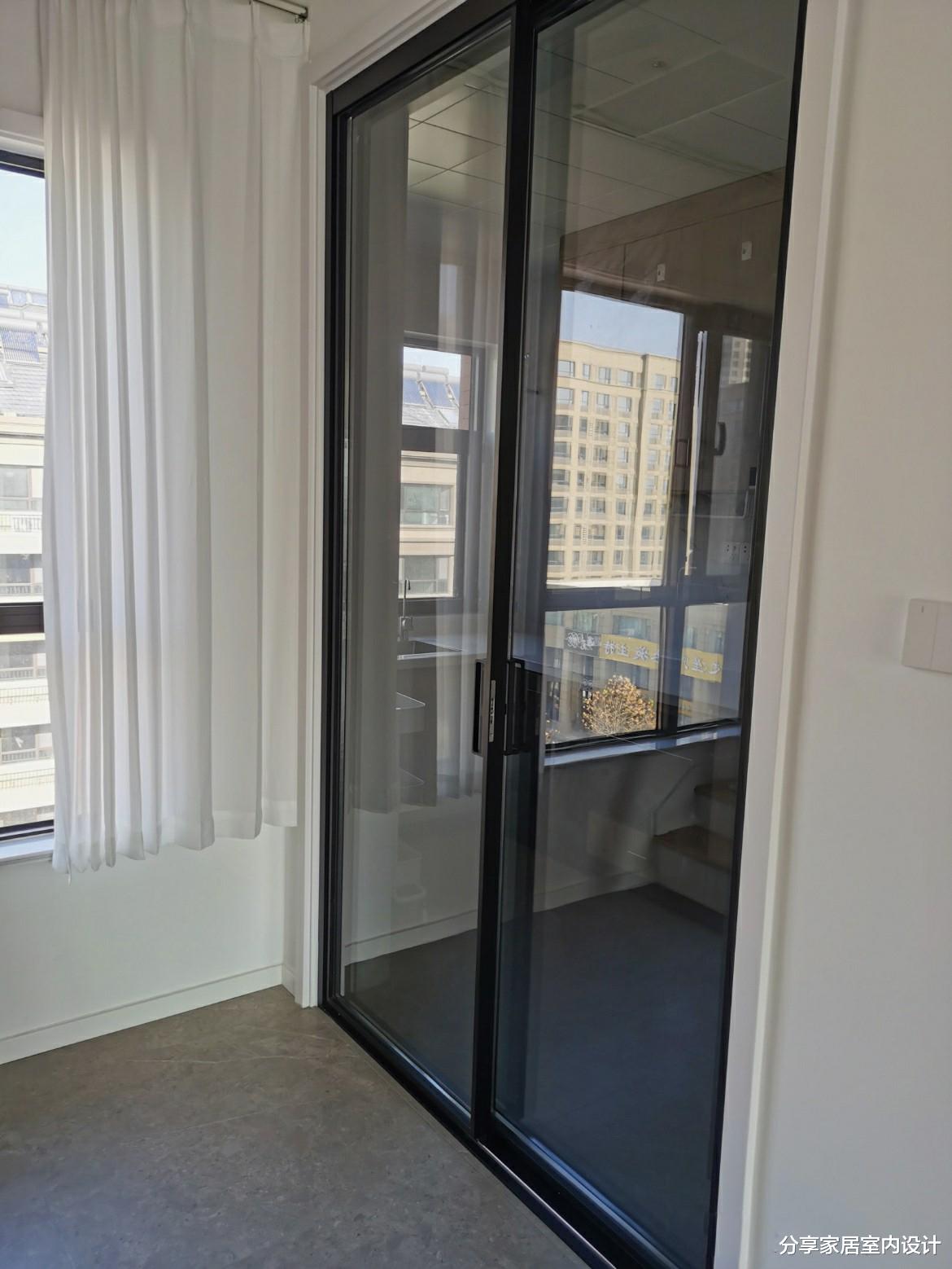 羡慕她家带阁楼的新房,每天可爬楼梯!全屋简约舒适,分享一下