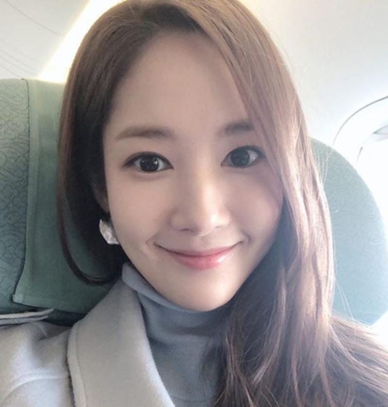 唐艺昕|猜一猜，想一想，这些韩国女星的脸“翻新”过吗？