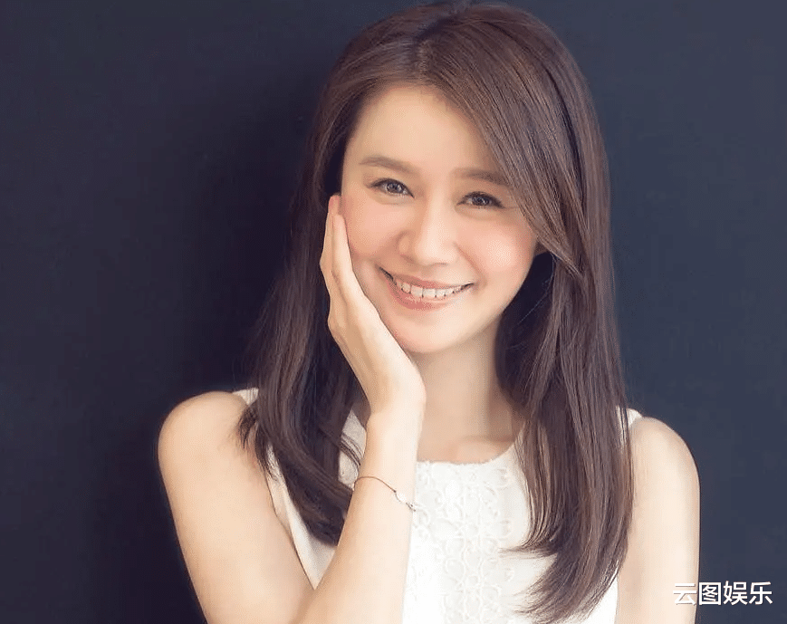 黄翠如|TVB花旦黄翠如回内地发展，腮红用5年很节俭，掉地上仍舍不得换