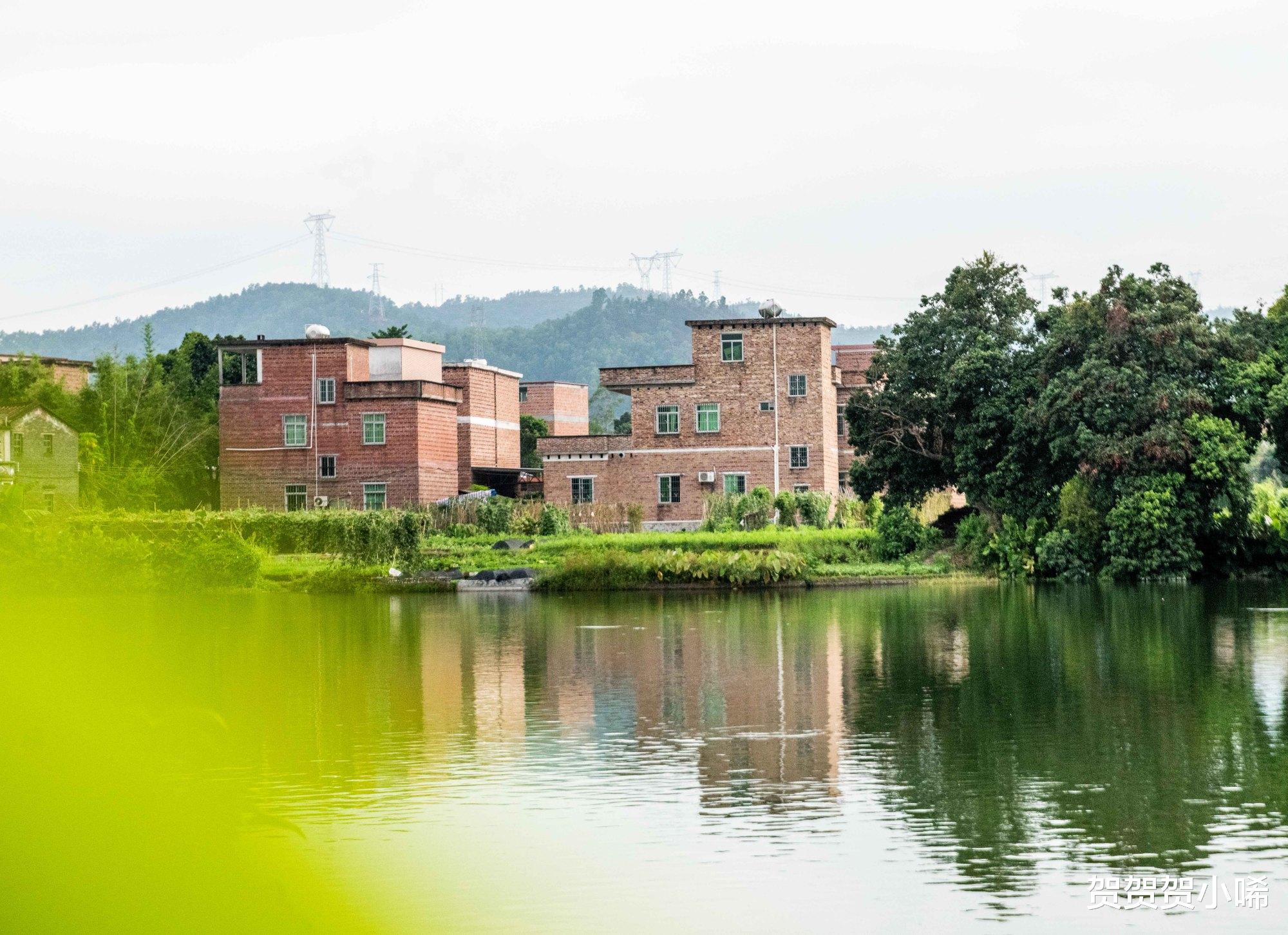 贺贺贺小唏 从古书中走出来的百年古村,诗意刻在每一栋古建筑上,就藏在广东