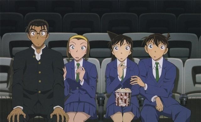 绿叶妈妈|名侦探柯南:降谷零&宫野志保的甜腻日常,这狗粮吃到撑