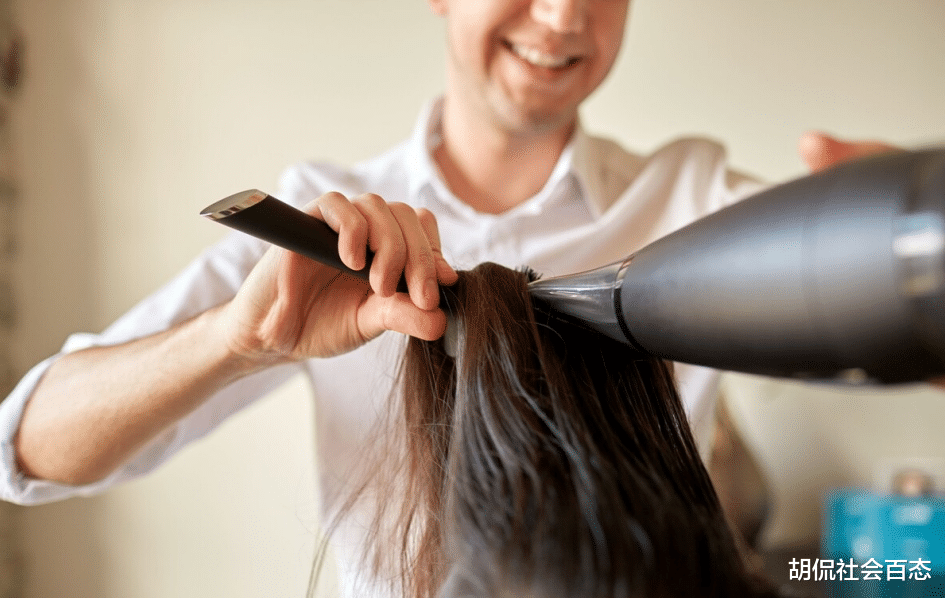 染发 杭州：女生花千元染发却被染成了“狗啃式”，女生发起天价索赔