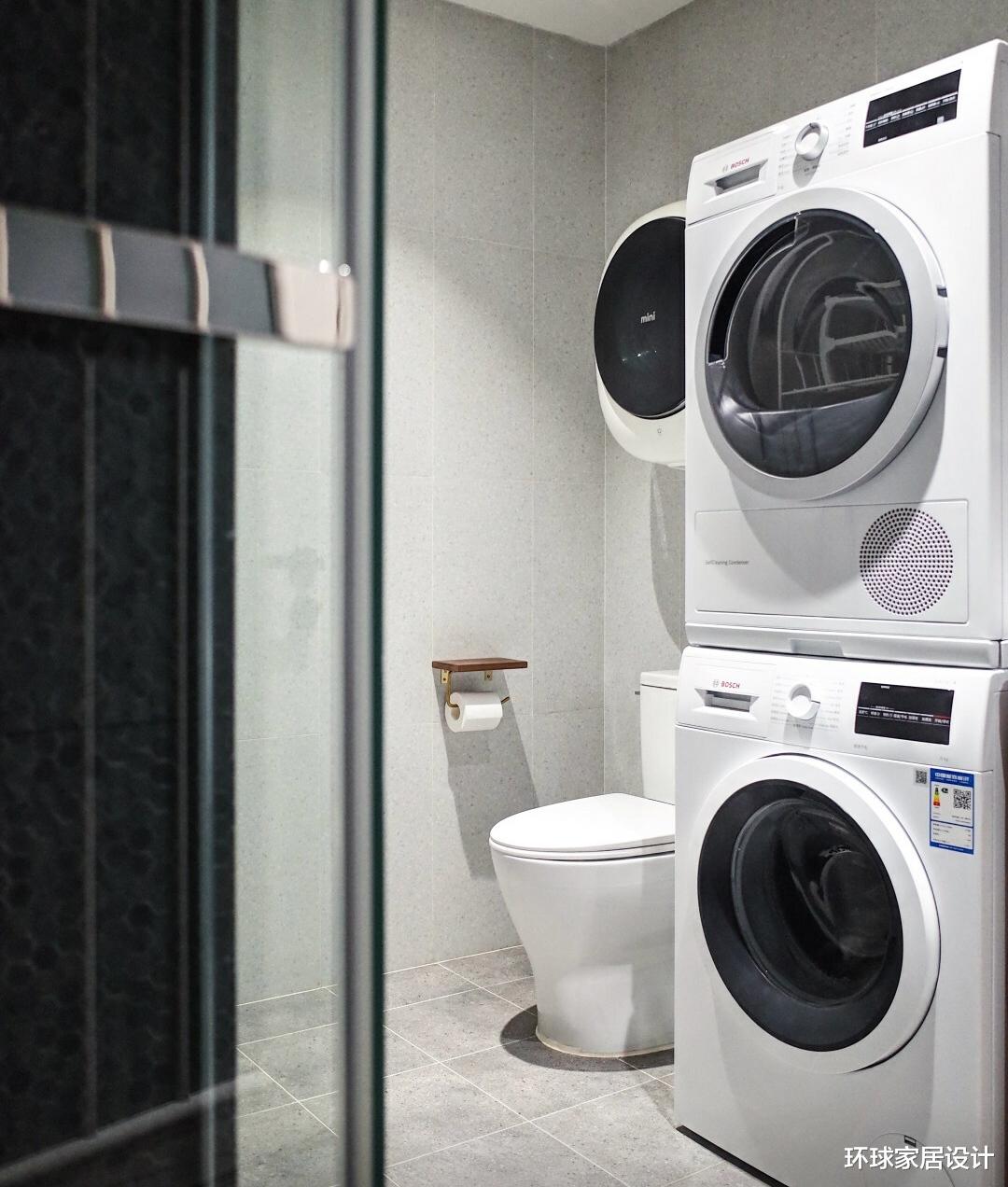 |她坚持在玄关加一扇门,家人都觉得很鸡肋,入住后才发现真好用!