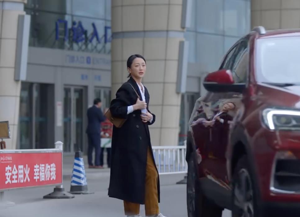 穆桂英|顶着少女脸却“演活”43岁妈妈，周迅的温婉蜕变全靠这3点！