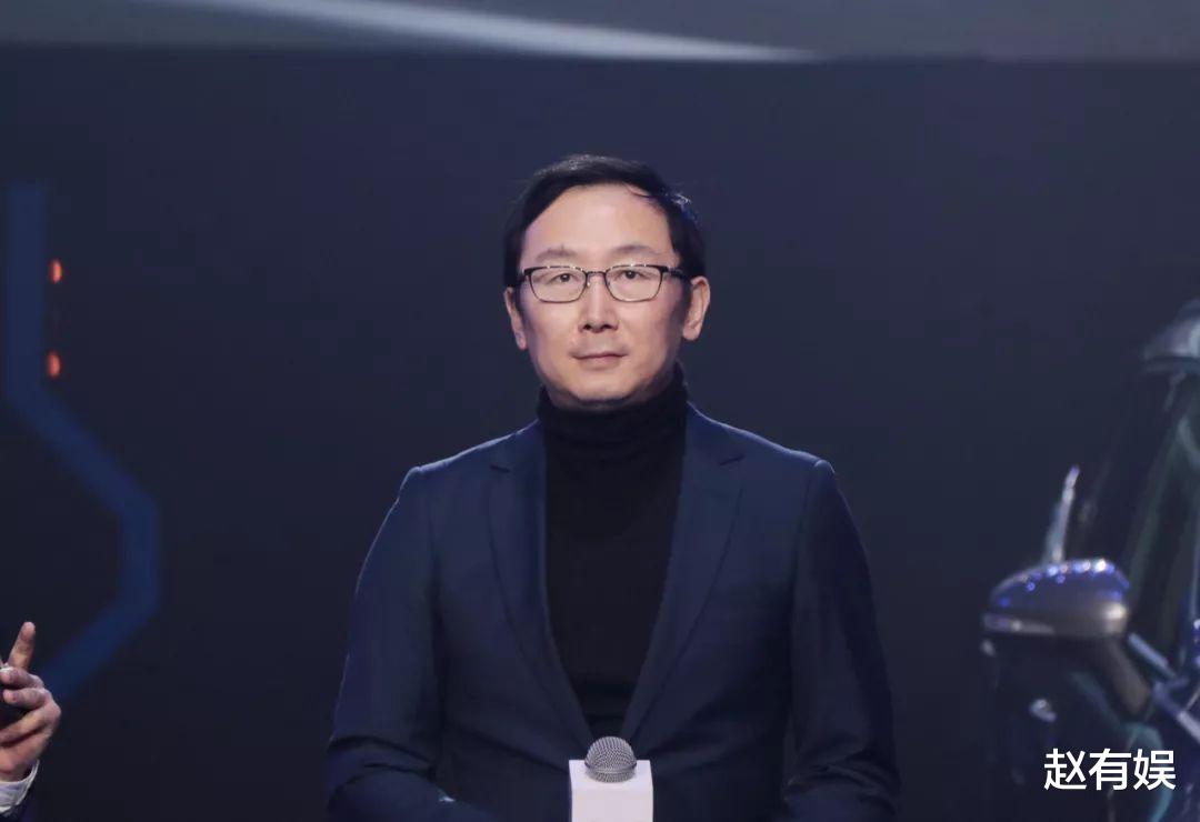 胡蝶|央视主播胡蝶：与丈夫长期分居，独自一人孕检，如今还在坚守婚姻
