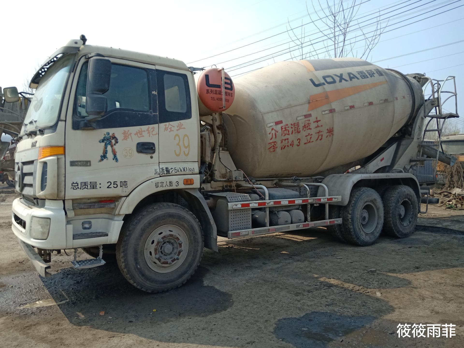 河北 为什么几乎每个建筑工地门口都放几块钢板？内行人：作用大着呢