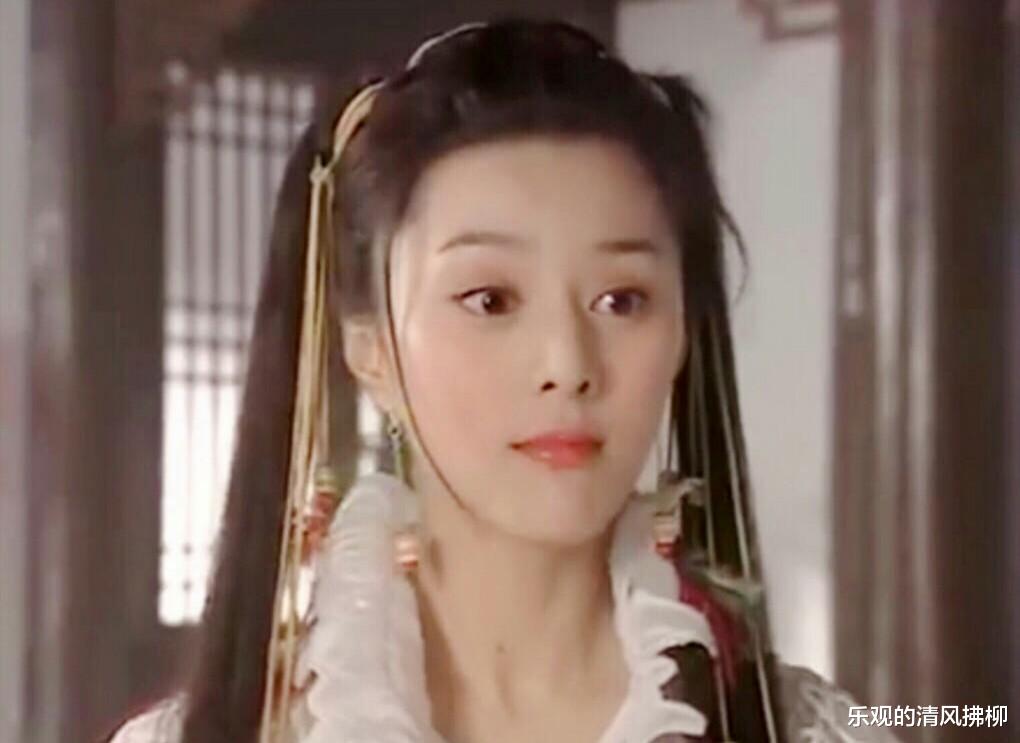 赵丽颖|同样是少包，把第一部而第二部放在一起，差距就出来了