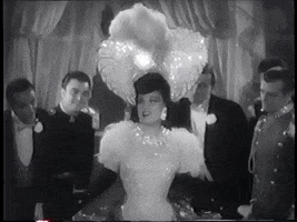 欧美时尚前线|Schiaparelli高定：出神入化般的创造力俘获人心，戏剧又张扬