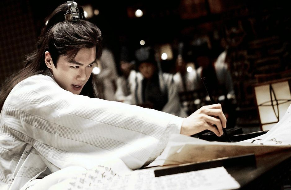 张若昀|34岁张若昀凭《雪中悍刀行》爆红，将上春晚，他的结局改写了