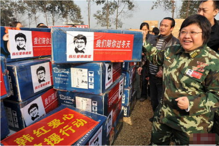 韩红|韩红当年是大学校花？大家以为开玩笑，晒出照片后被惊艳到了