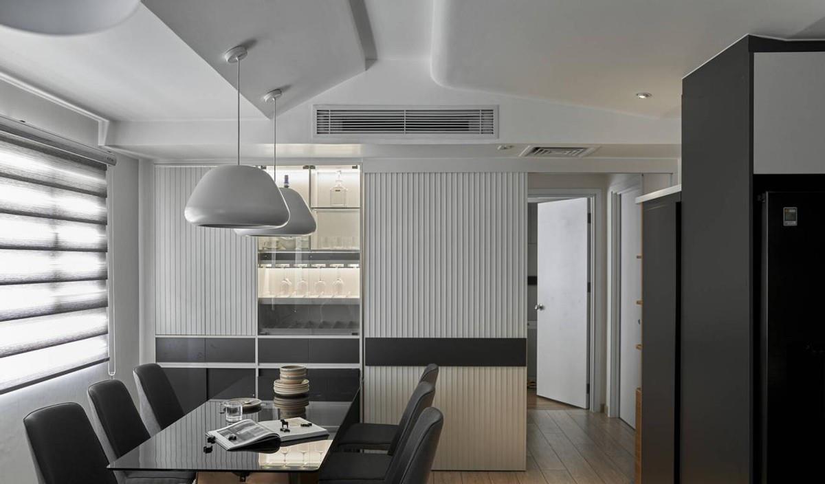 父母吐槽的灰色装修，这对年轻夫妻却很喜欢！77平进门就是高级感