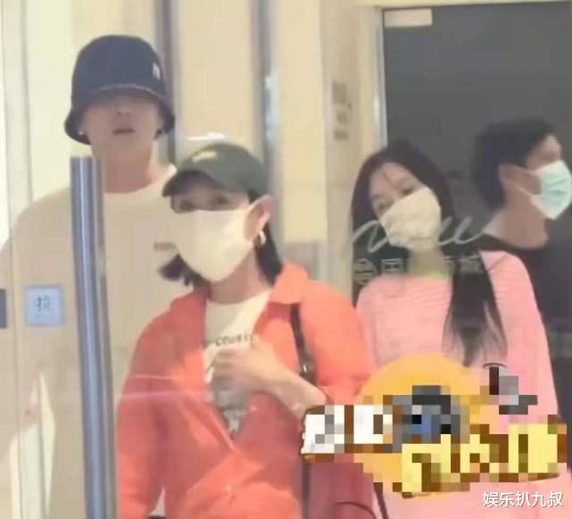 李小璐|恋情曝光后李小璐晒照!吃美食不忘跳嘻哈舞,曝和小鲜肉同回豪宅