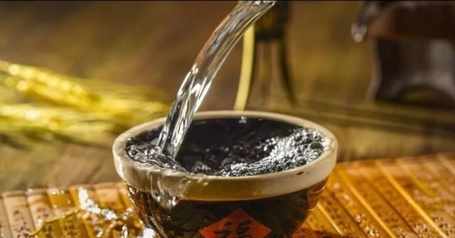 家中大小宝|人类祖先靠喝酒撑过“大灭绝”?科学家:一种特殊能力帮了大忙!