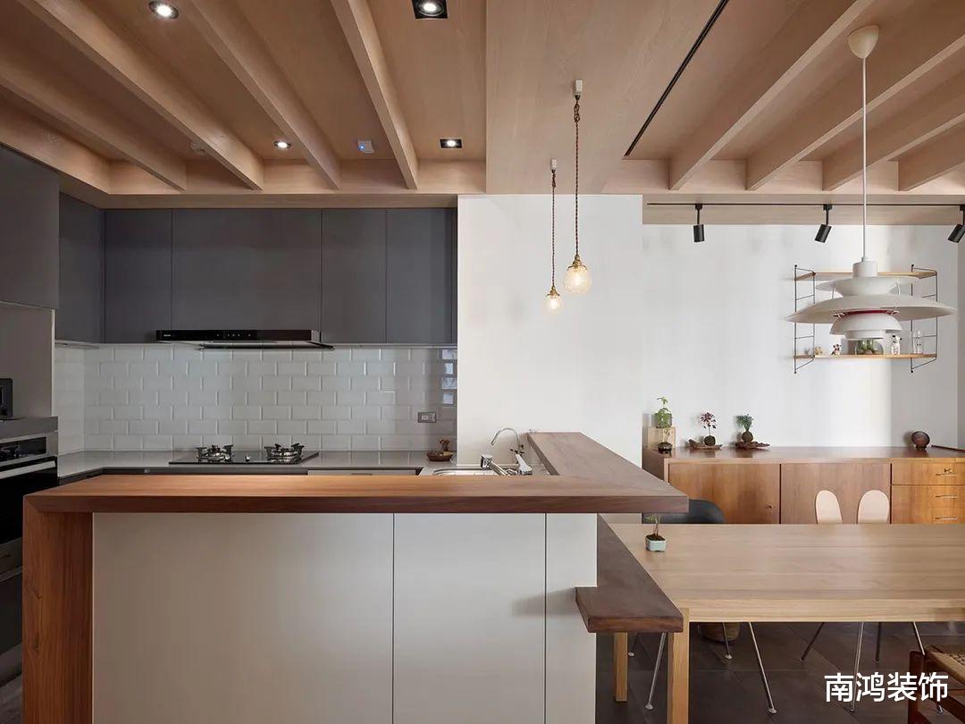 背景墙|【木格栅】“平平无奇”的空间魔术手罢了