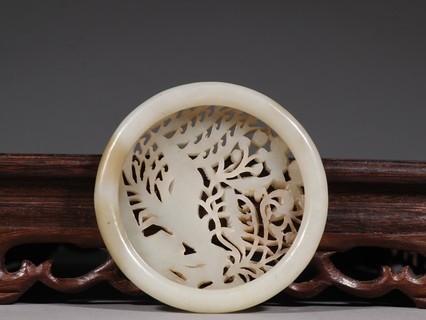 和田玉籽料|清代 和田玉籽料凤纹带板。