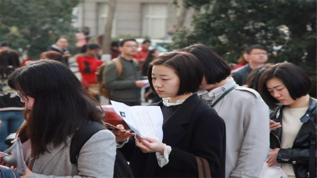 大学|学生看不上的校招，为什么大学老师却十分重视？学生不知道的内幕