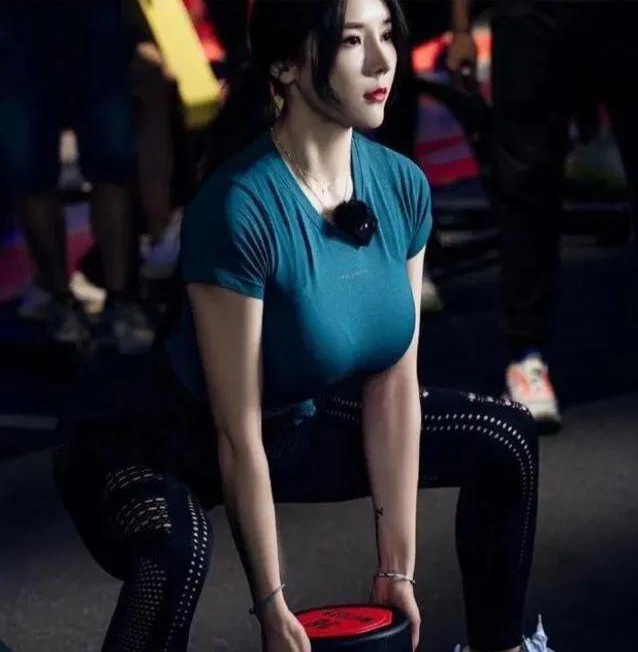 杨绛|刘太阳“耀眼”身材遭质疑，毫不退缩正面刚，用杨绛语录表心情