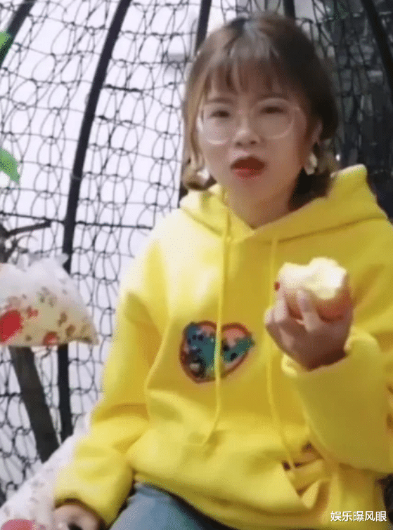 整容|孙卓亲姐旧照曝光，颜值被嘲“一言难尽”，网友：去国外整容了？