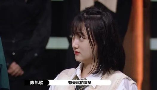 袁泉|关晓彤新剧官宣，原班人马强势回归，“四姐妹”向着梦想共同努力