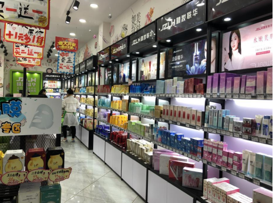洗面奶|超市无人问津的“黑名单”洗面奶，再便宜也别买，买一送三都别要