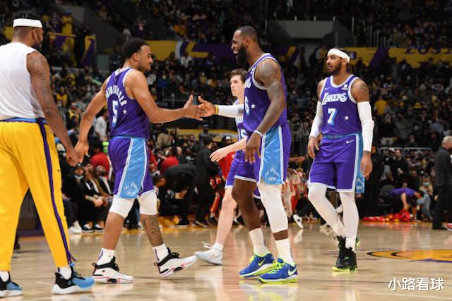 勒布朗·詹姆斯|票王沒(méi)戲了？37歲詹皇開(kāi)始沖擊MVP和得分王，他要跟約基奇搶一陣