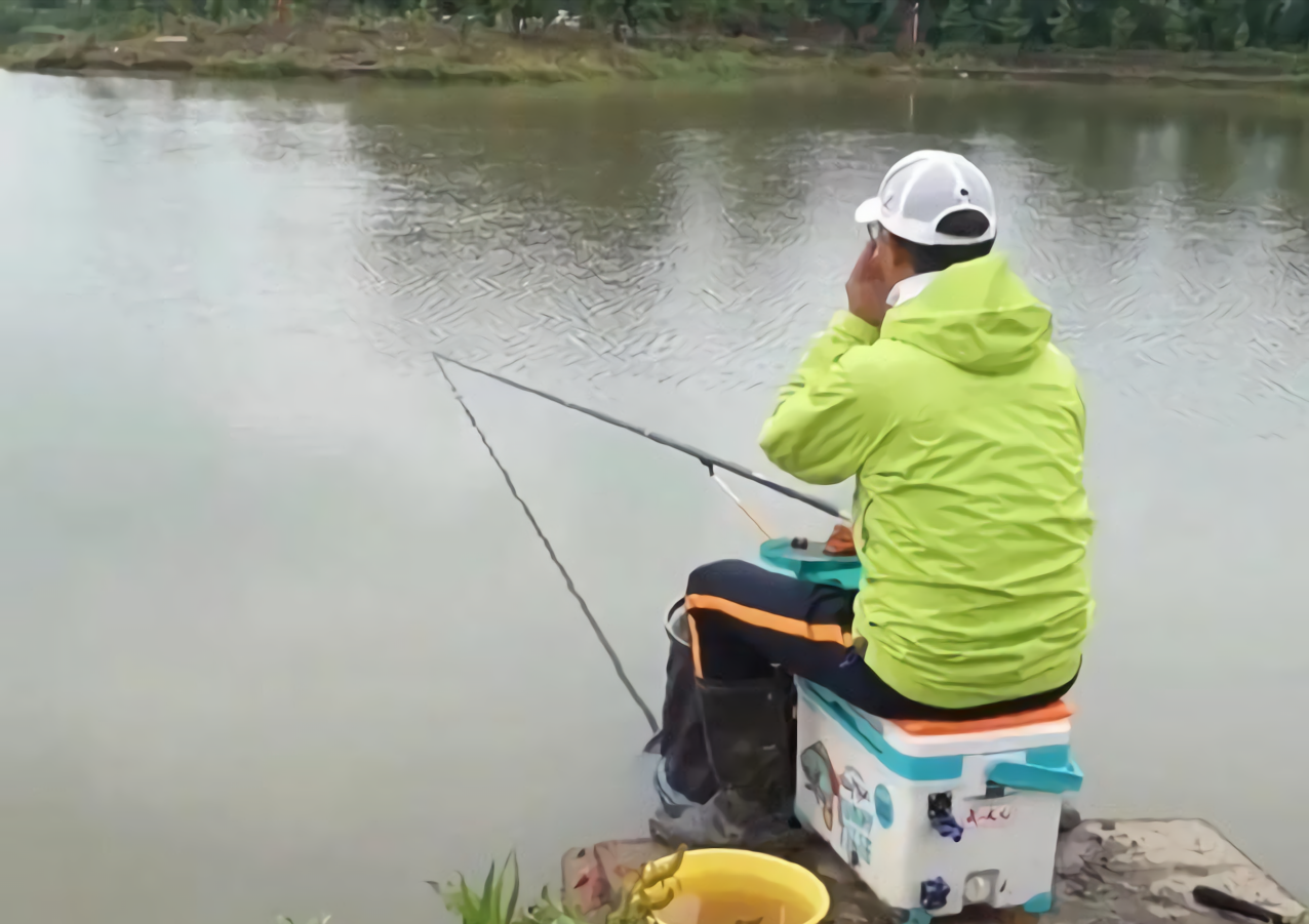 池塘|他辞掉20万高薪专门去钓鱼，如今靠钓鱼年赚1.6亿，怎么做到的？