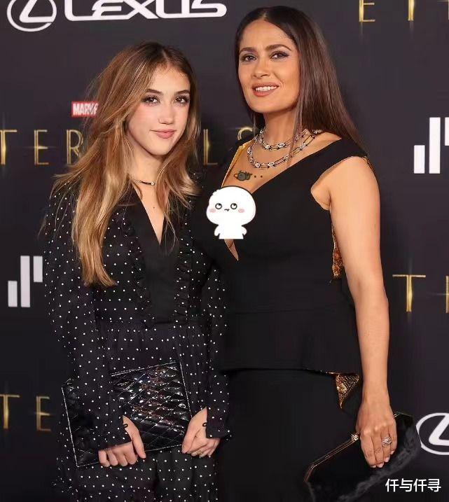 安吉丽娜·朱莉|朱莉重回女神光彩，下巴扣充满异国风情，长女希洛终于穿成女孩子