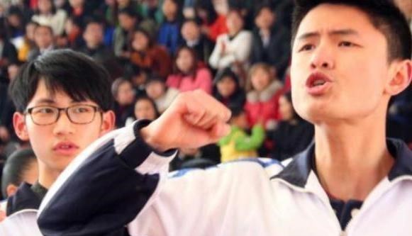 萌听小c姐|2022年高考新规定,三类考生或将无缘高考,第三种成绩再好也没用