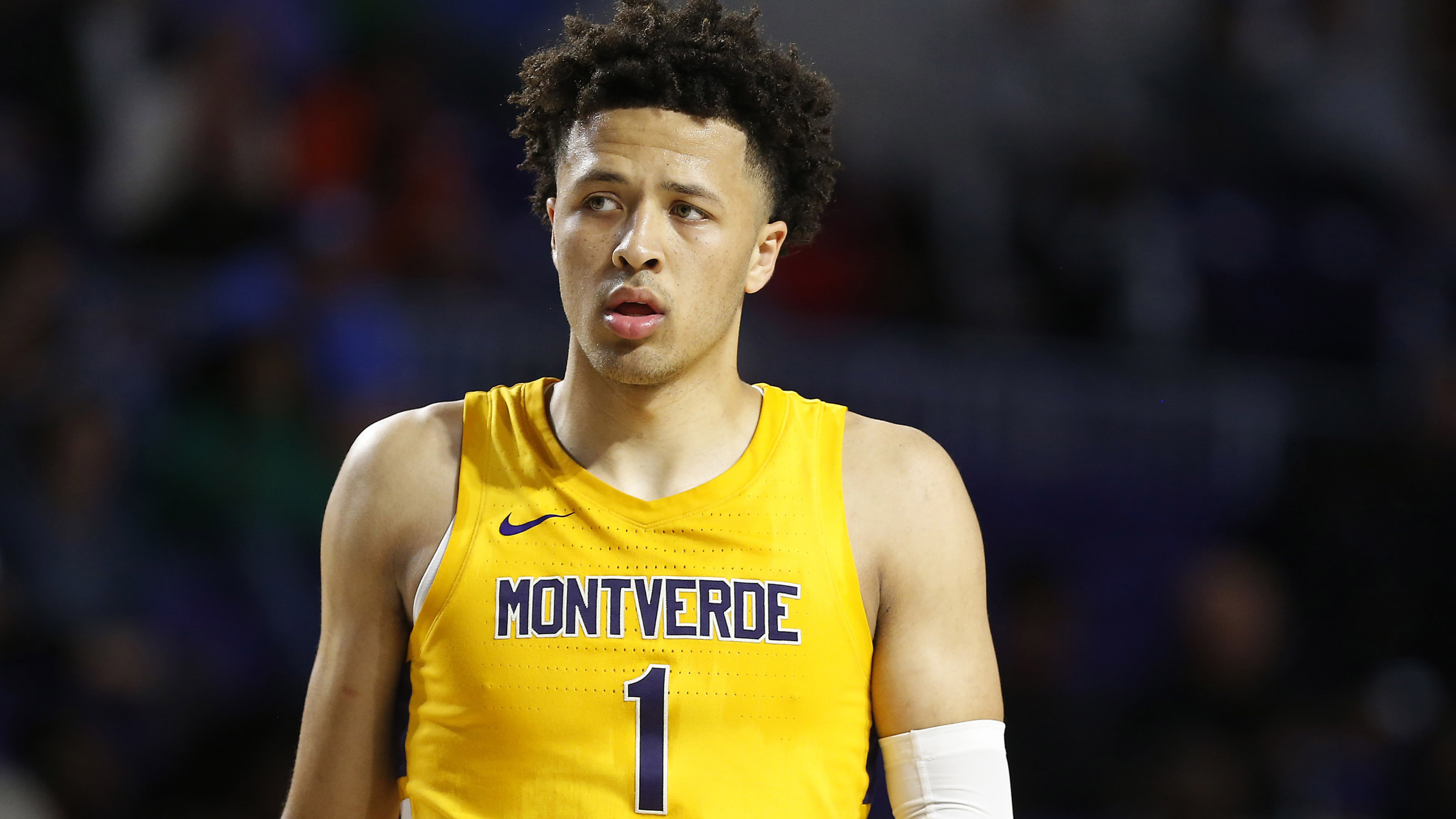 火箭队 火箭如何交易状元签？除榜眼签还有12首轮可用，美媒：代价很大