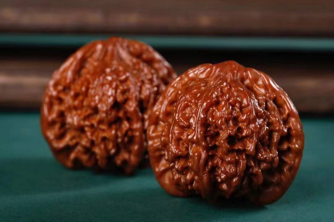 文玩核桃|文玩核桃不管是文盘还是武盘 最重要还是多刷