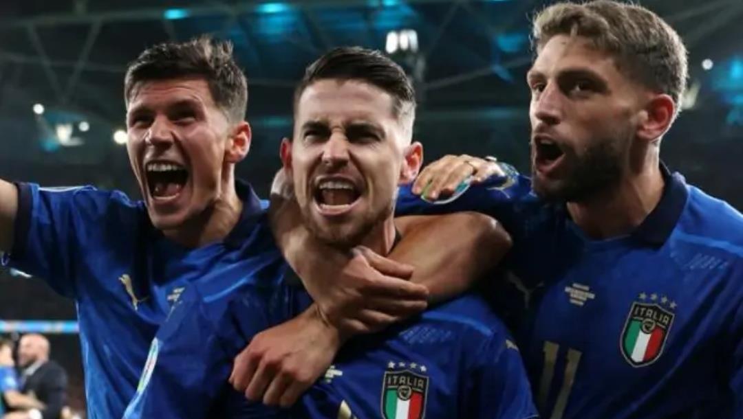 明乐说育儿|足坛巡礼:意大利有几次欧洲杯冠军?