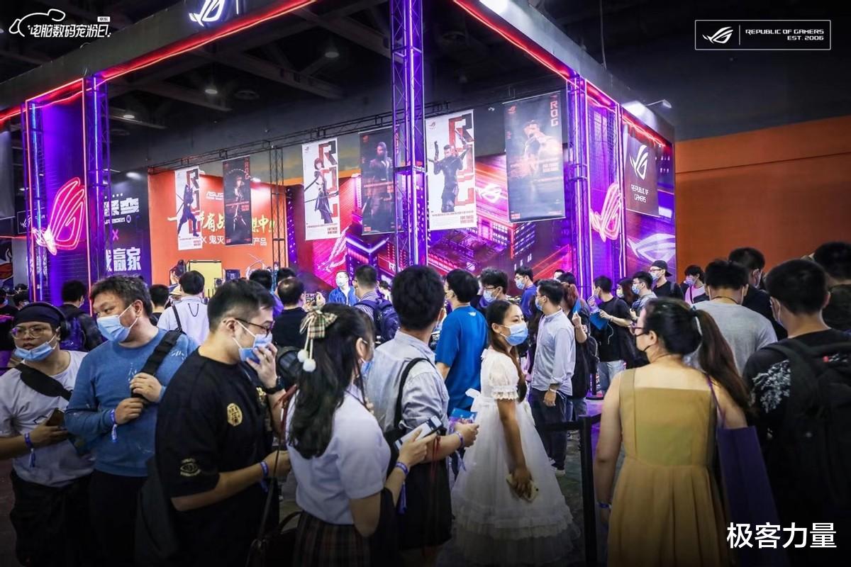 核聚变|信仰齐聚 华硕主板神装助阵核聚变