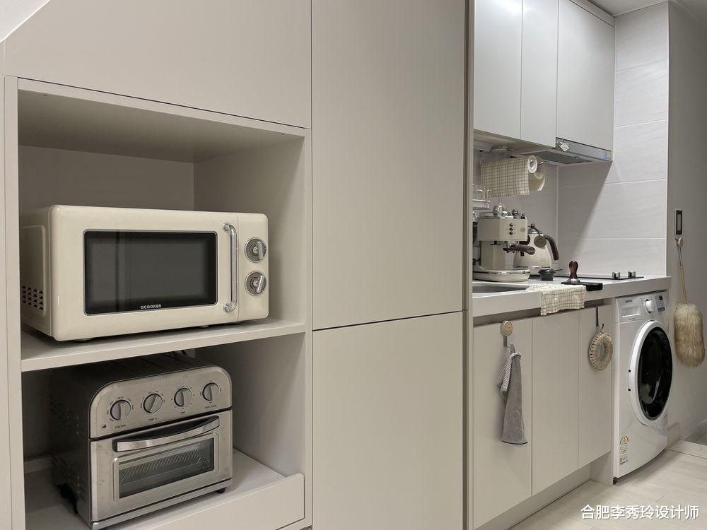 国内不吃香的跃层公寓,在韩国却很火,上下面积28㎡过着极简生活