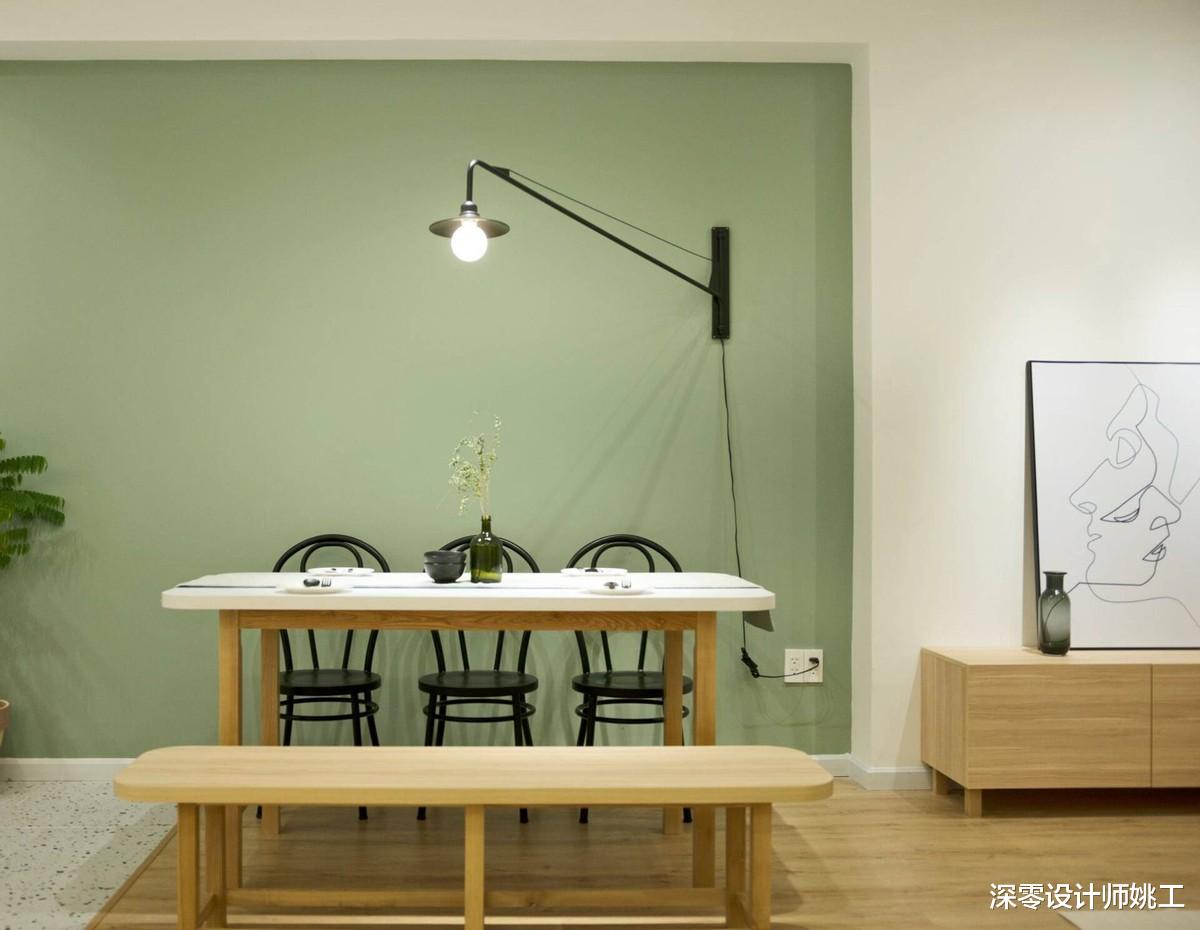 硬装还是越简洁大方越好，62㎡虽说装修不豪华，但胜在布置温馨