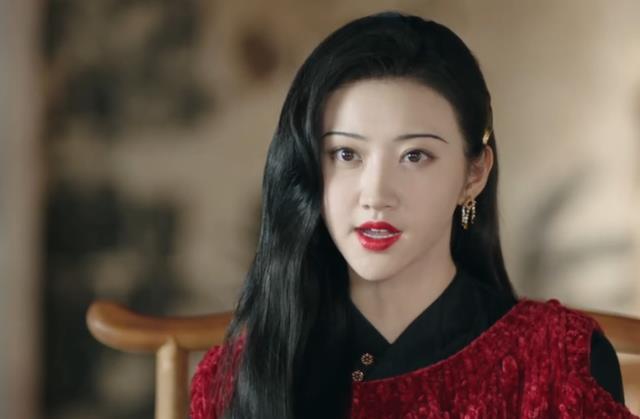 司藤|《司藤》司藤头上开花，并不仅仅是心动了，另一原因实在太残酷