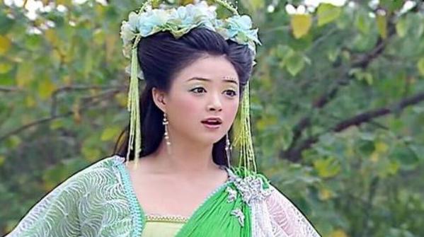 李小冉|蒋欣瘦身成为王子文，告别微胖女神，坦言这一运动很有用