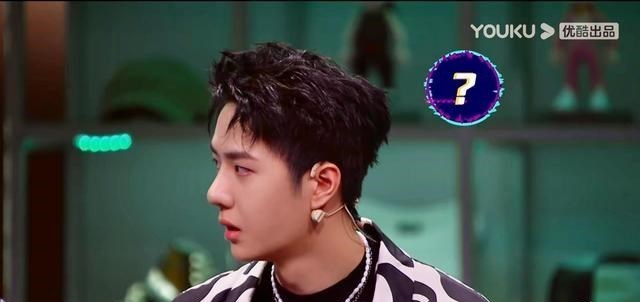 斗罗大陆|王一博被作品感动落泪，网友：前后反差太大，脸都哭胖一圈！