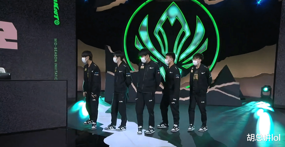 RNG|LOL:RNG不仅成功晋级四强,还找到了夺冠的方法,DK也不过如此