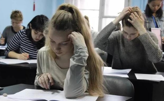 汉语|汉语成俄罗斯高考项目，学生做题挠破头，中国学生：天道好轮回