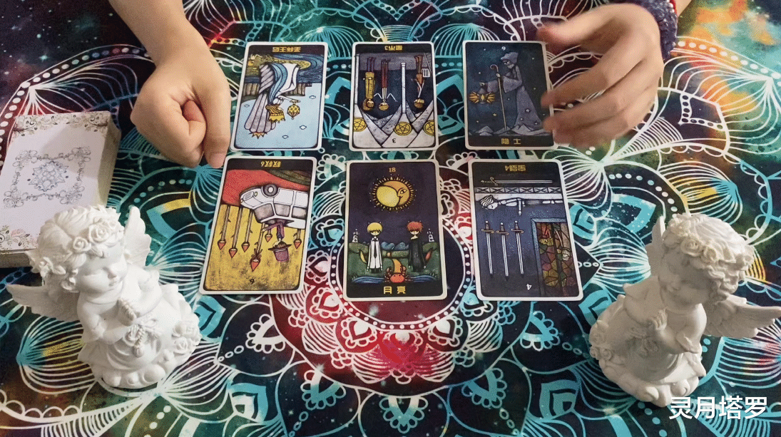 灵月塔罗|灵月塔罗：摩羯座8月情感运势，比较收敛，但很容易付出真心