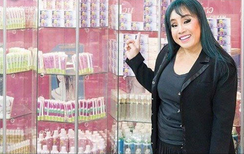 范上官|“风流老太”莉娜：因不满鲜肉丈夫体力差，连踹13任老公只为猛男